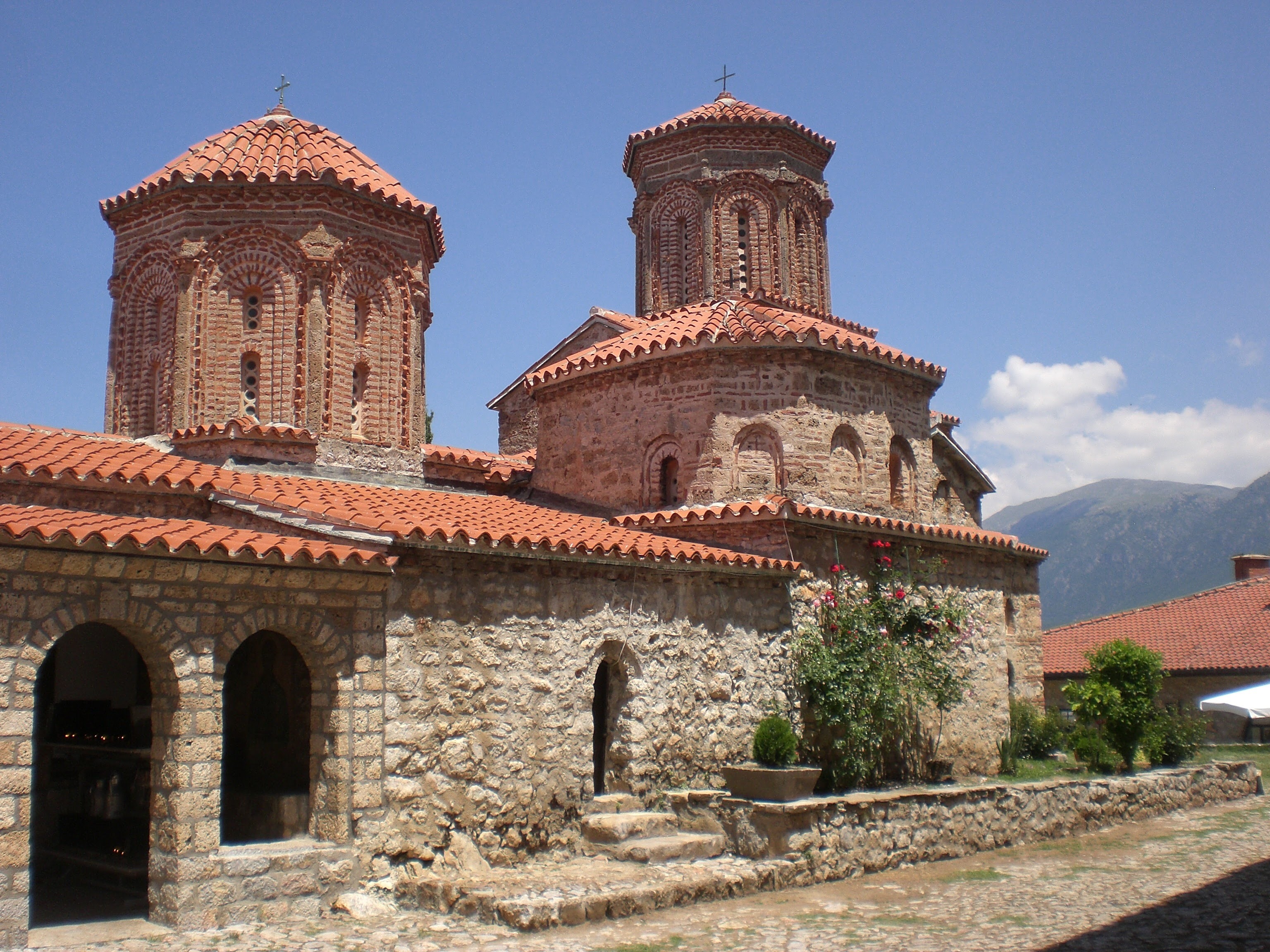 7D1E8EFE-CB08-4AC8-B97E-E0E293C31A4E