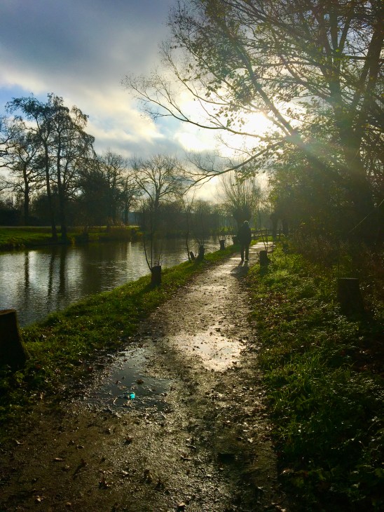 45764BFF-8C6B-400D-BAEF-675E8A300E37